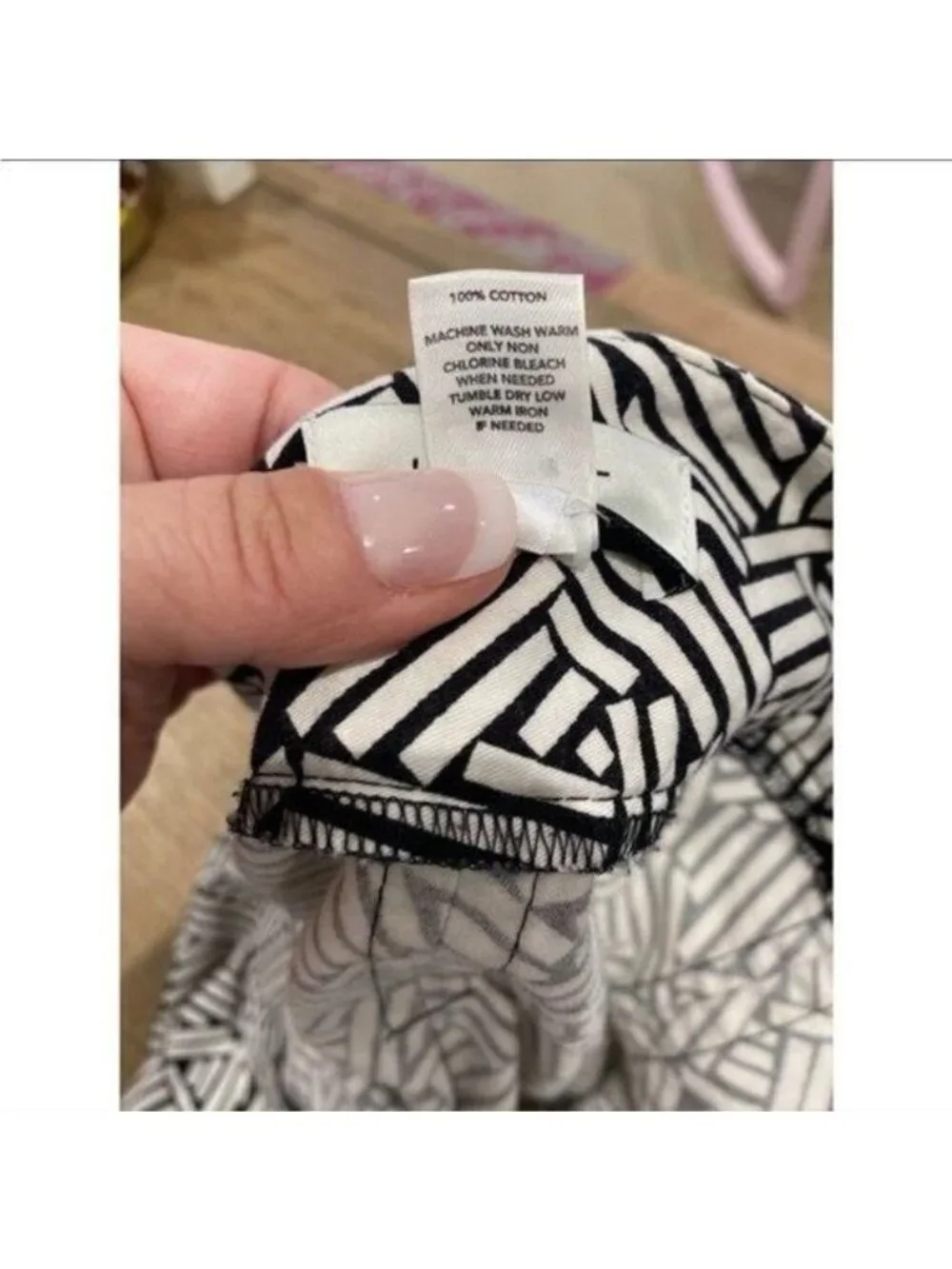 Ann Taylor LOFT Petite Black & White Mini Skirt - Size 2P